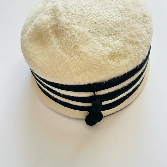 Original Vintage Roberta Bernay’s Hat - Picture 2 of 5